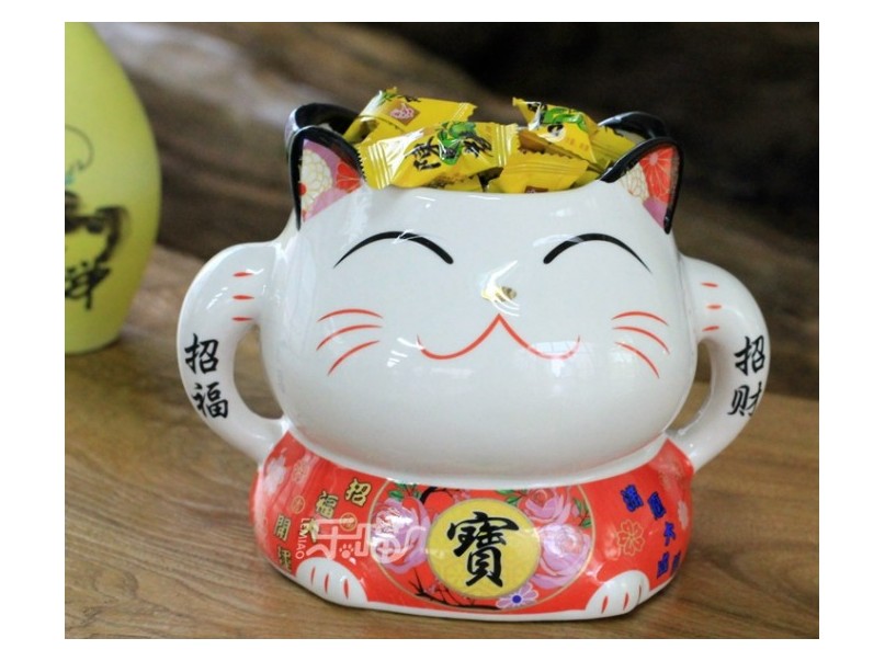 Lucky Big Ear Cat