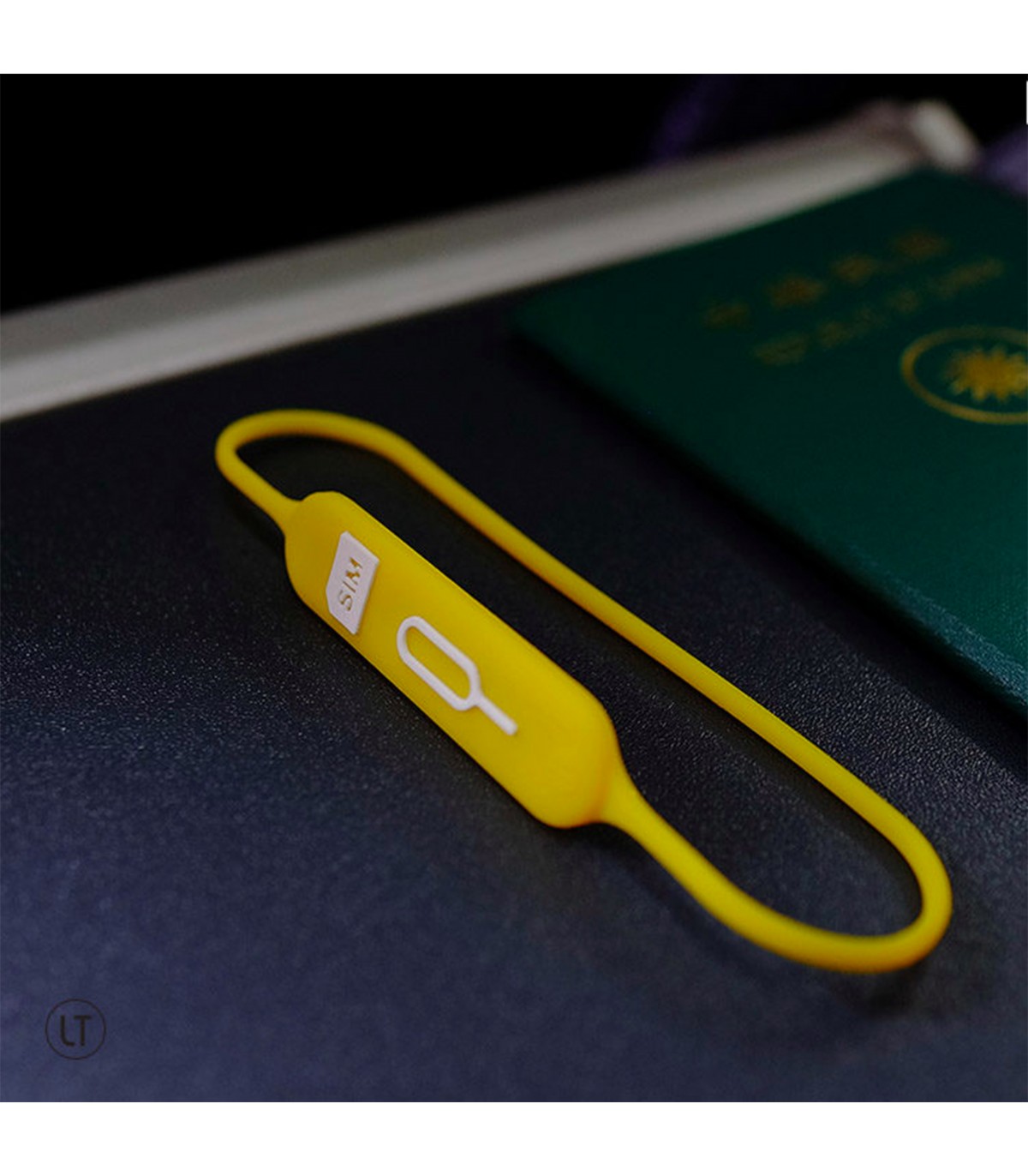 safekeeper gw300 sim card
