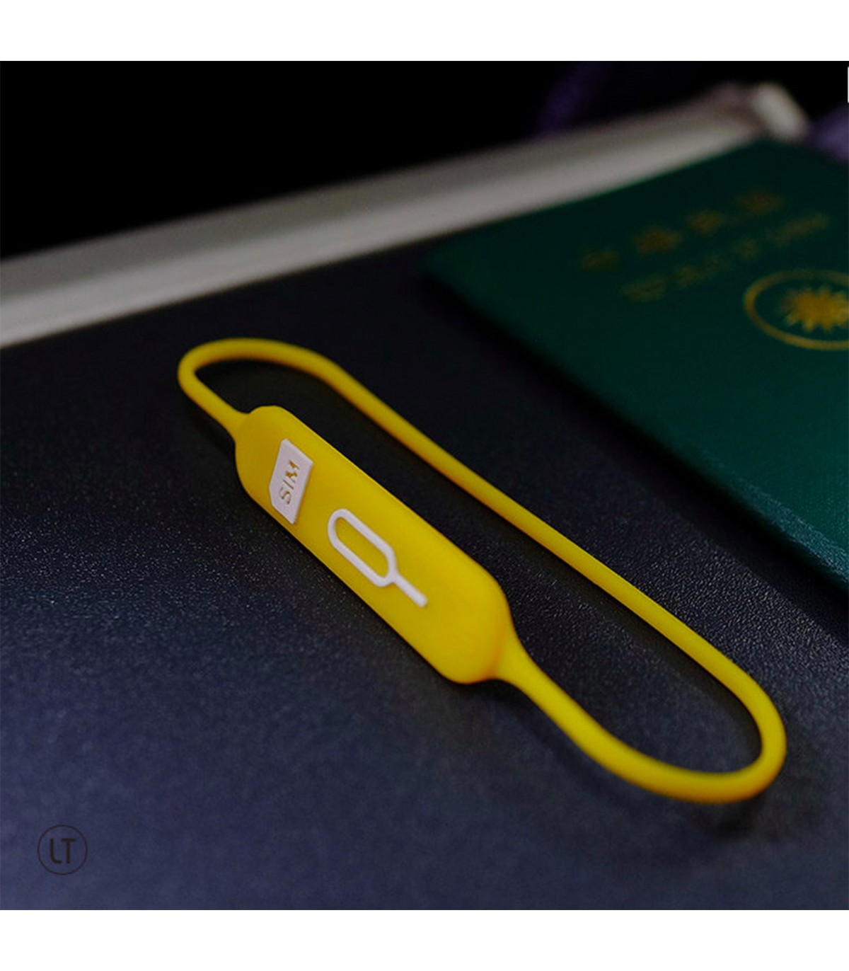 sim card travel holder