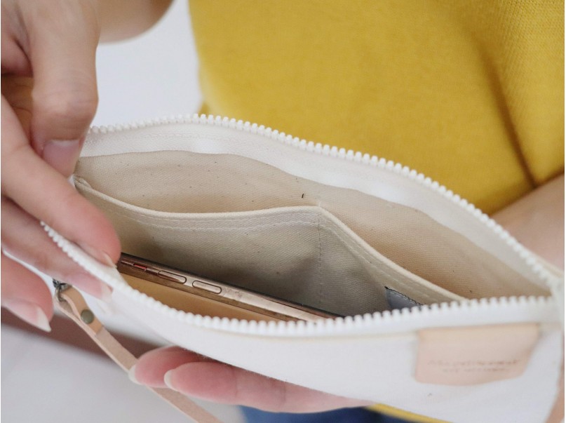 Enhanz360 Cellphone Wristlet