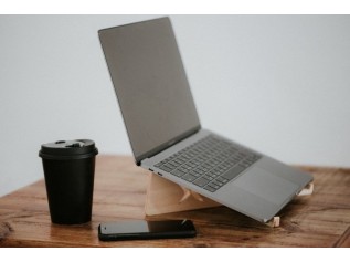 Enhanz360 Simple Wooden Laptop Stand